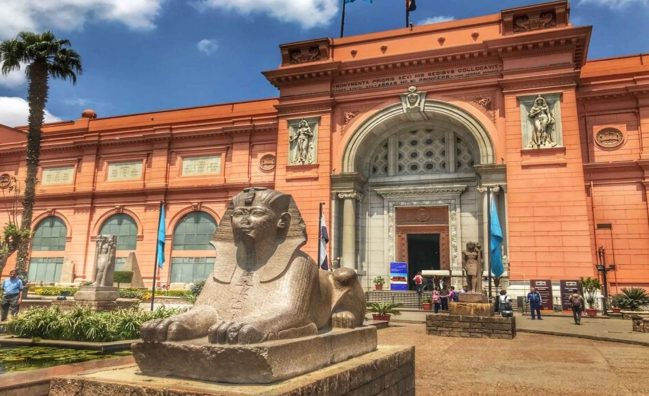 Classic Egyptian Museum tour Cairo: Private guided exploration of ancient artifacts