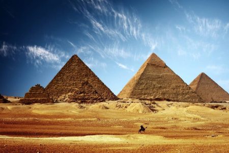 Luxury private tour at Giza Pyramids with expert Egyptologist guide