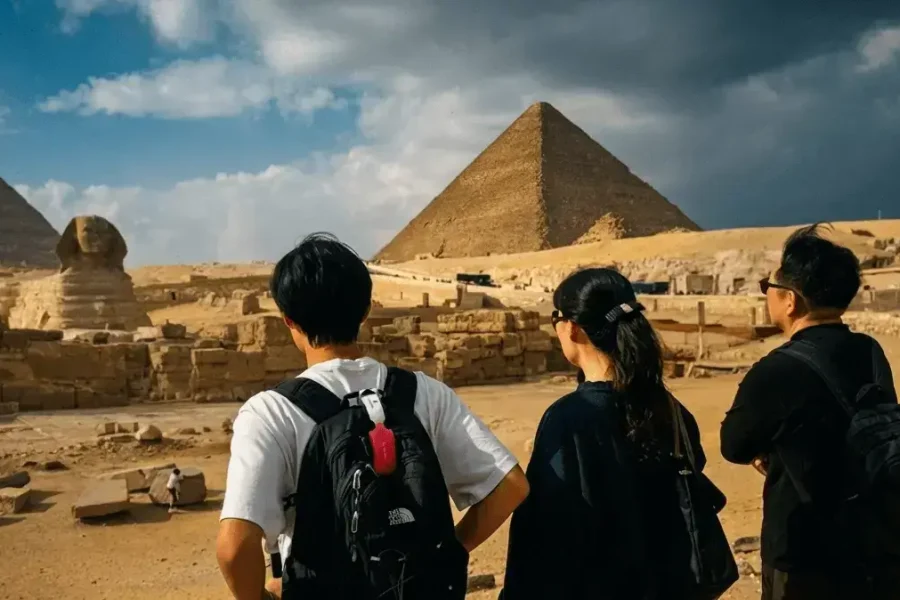 Giza Pyramids Tour in Cairo
